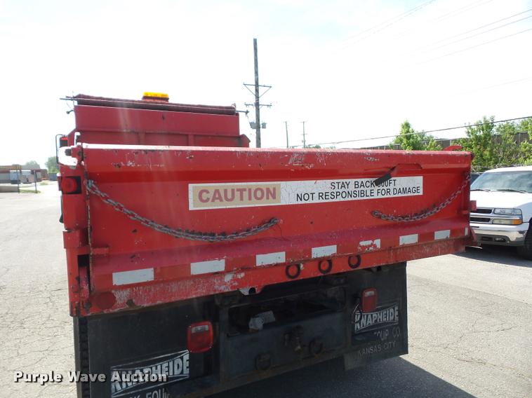 image for item DD9478 2001 GMC C6500 dump truck