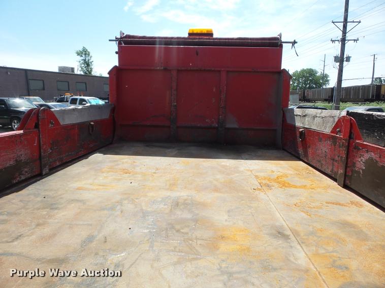 image for item DD9478 2001 GMC C6500 dump truck