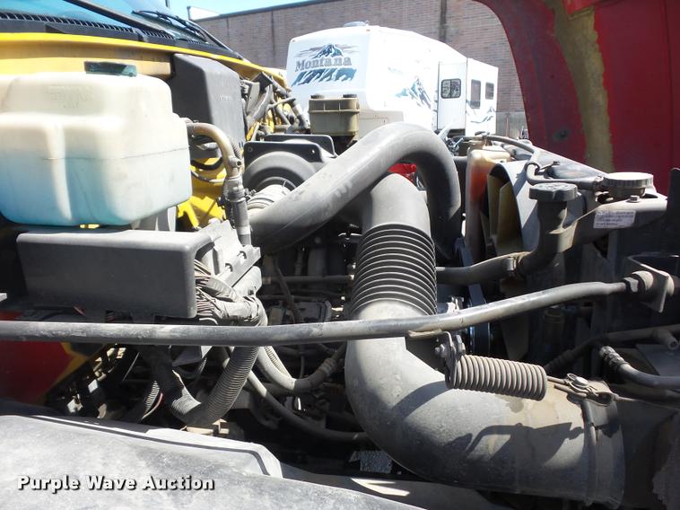 image for item DD9478 2001 GMC C6500 dump truck