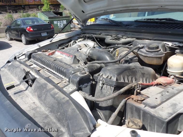 image for item DD9479 2006 Ford F450 Super Duty flatbed truck