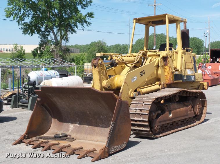 image for item DD9480 1983 Caterpillar 963 track loader