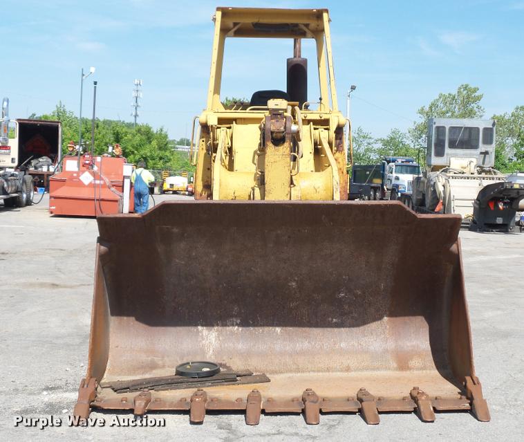 image for item DD9480 1983 Caterpillar 963 track loader