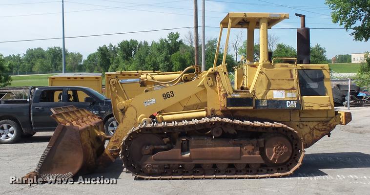 image for item DD9480 1983 Caterpillar 963 track loader