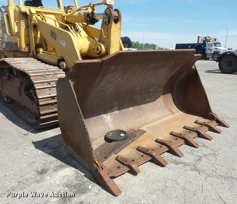 image for item DD9480 1983 Caterpillar 963 track loader