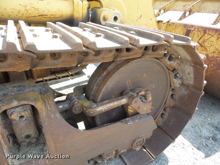 image for item DD9480 1983 Caterpillar 963 track loader