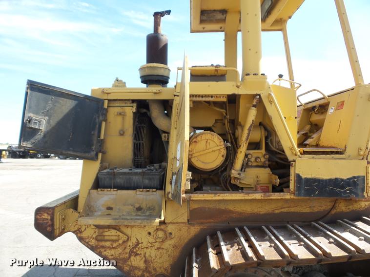 image for item DD9480 1983 Caterpillar 963 track loader