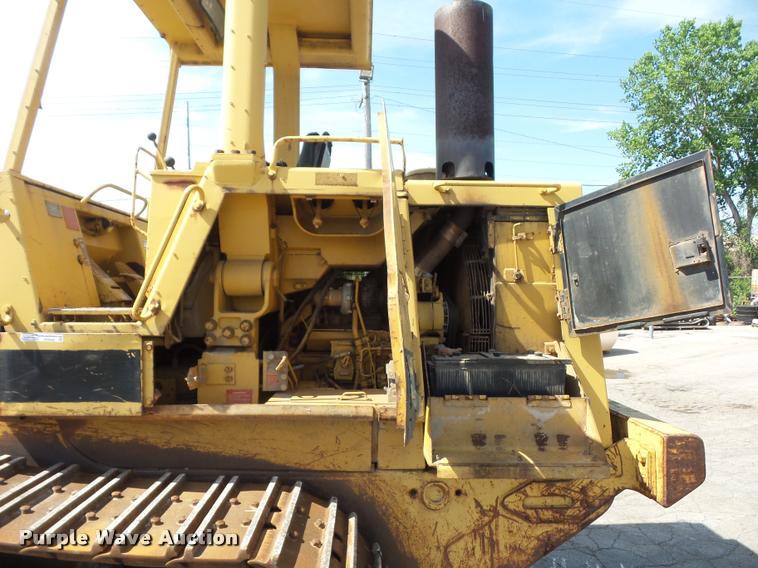 image for item DD9480 1983 Caterpillar 963 track loader