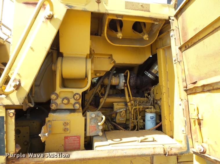 image for item DD9480 1983 Caterpillar 963 track loader