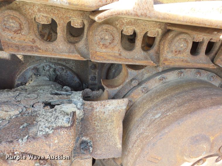 image for item DD9480 1983 Caterpillar 963 track loader