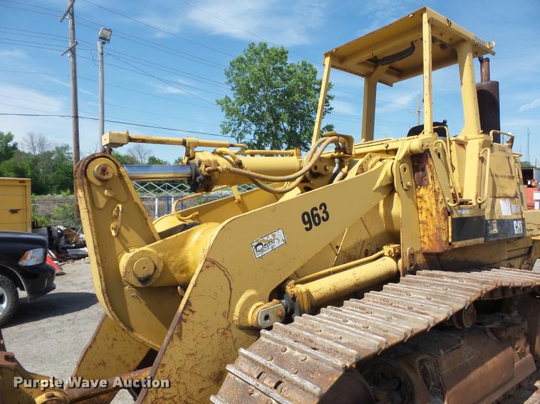 image for item DD9480 1983 Caterpillar 963 track loader