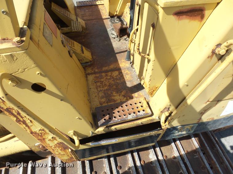 image for item DD9480 1983 Caterpillar 963 track loader