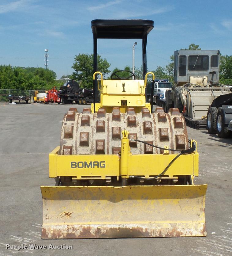 image for item DD9481 Bomag BW172PD-2 single drum roller