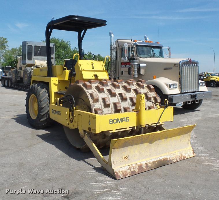 image for item DD9481 Bomag BW172PD-2 single drum roller