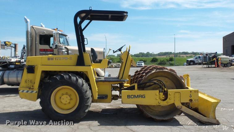 image for item DD9481 Bomag BW172PD-2 single drum roller