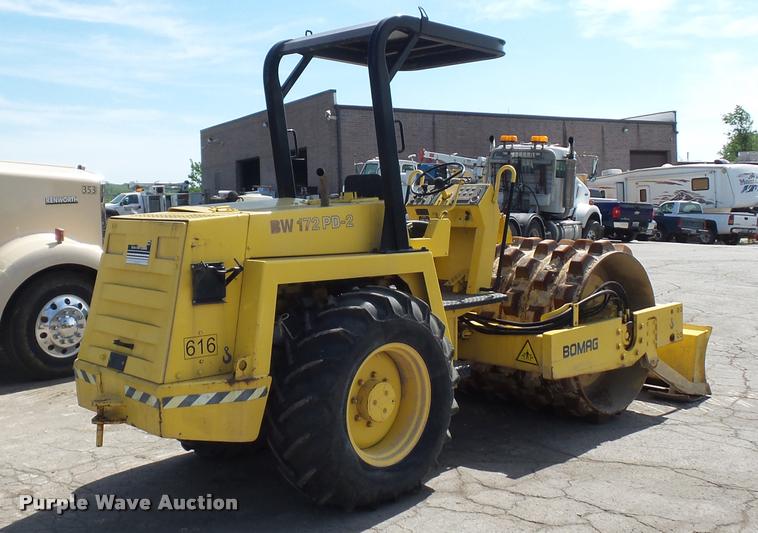 image for item DD9481 Bomag BW172PD-2 single drum roller