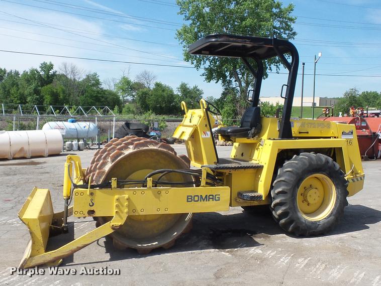 image for item DD9481 Bomag BW172PD-2 single drum roller