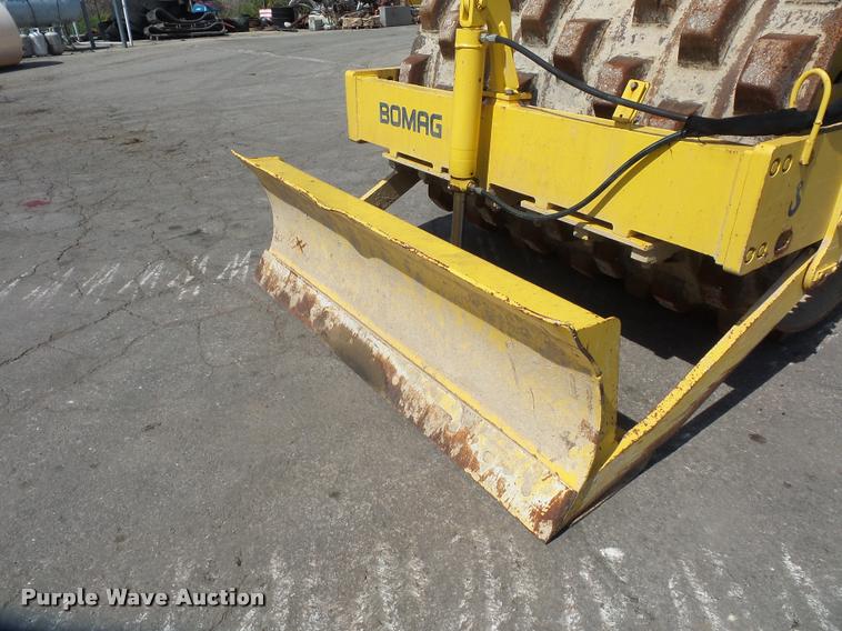 image for item DD9481 Bomag BW172PD-2 single drum roller