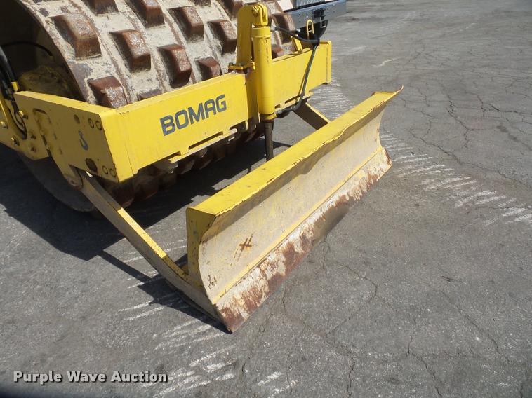 image for item DD9481 Bomag BW172PD-2 single drum roller