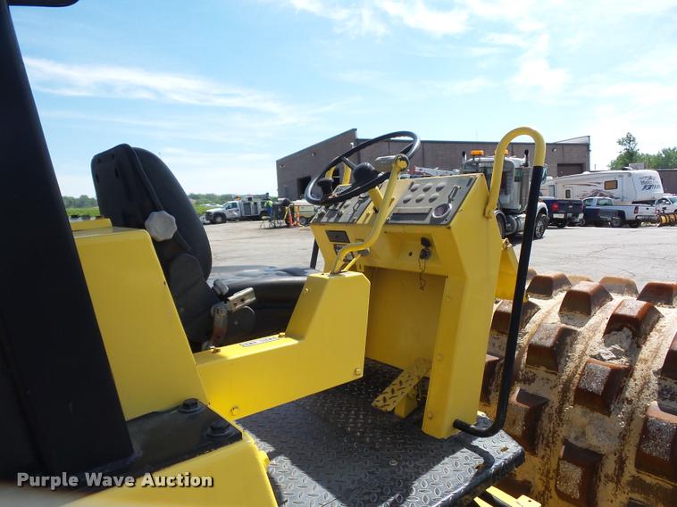 image for item DD9481 Bomag BW172PD-2 single drum roller
