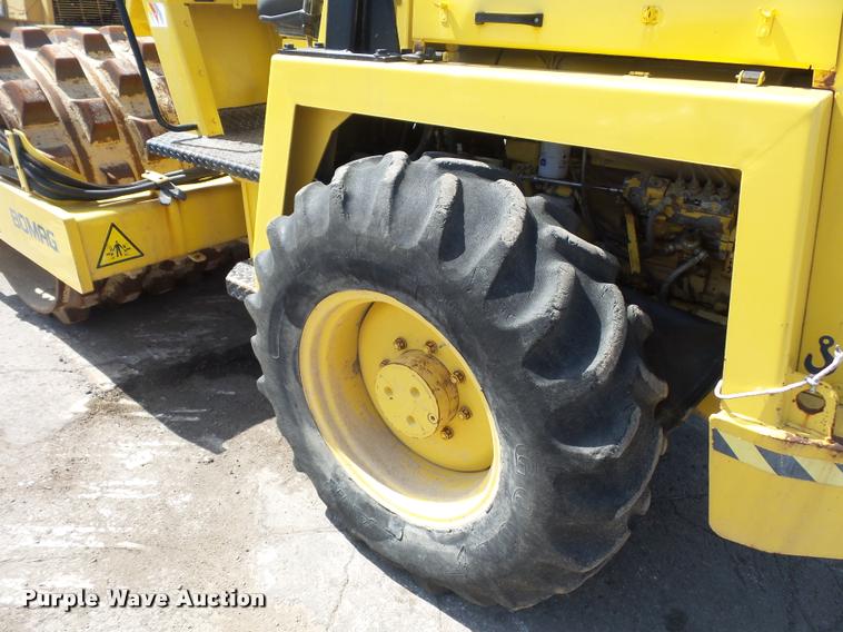 image for item DD9481 Bomag BW172PD-2 single drum roller
