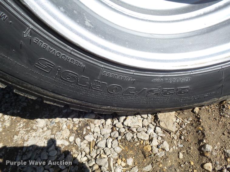 image for item DH9650 1999 Ford F550 Super Duty Crew Cab dump truck