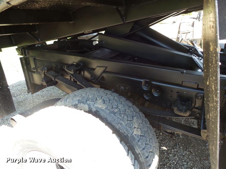 image for item DH9650 1999 Ford F550 Super Duty Crew Cab dump truck