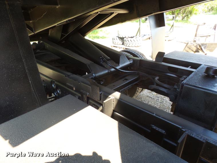 image for item DH9650 1999 Ford F550 Super Duty Crew Cab dump truck