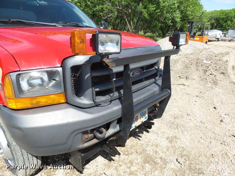 image for item DH9650 1999 Ford F550 Super Duty Crew Cab dump truck