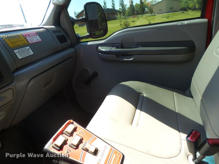 image for item DH9650 1999 Ford F550 Super Duty Crew Cab dump truck