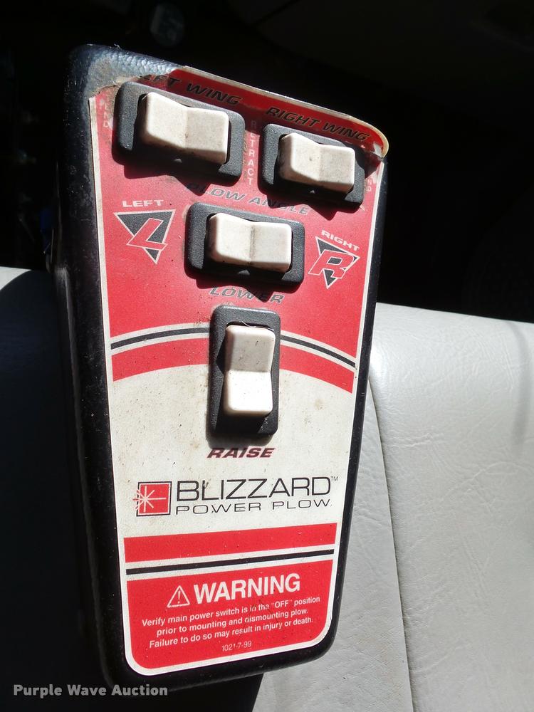 image for item DH9650 1999 Ford F550 Super Duty Crew Cab dump truck