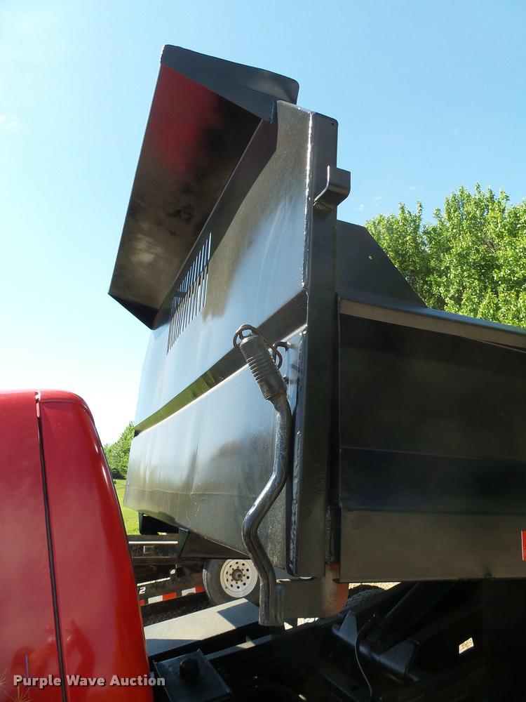 image for item DH9650 1999 Ford F550 Super Duty Crew Cab dump truck