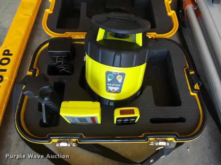 Geotop GL5 survey laser in Watertown, SD Item DH9651 sold Purple Wave