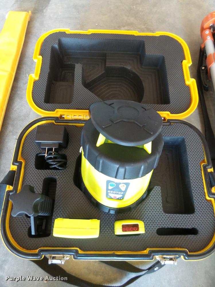 Geotop GL5 survey laser in Watertown, SD Item DH9651 sold Purple Wave