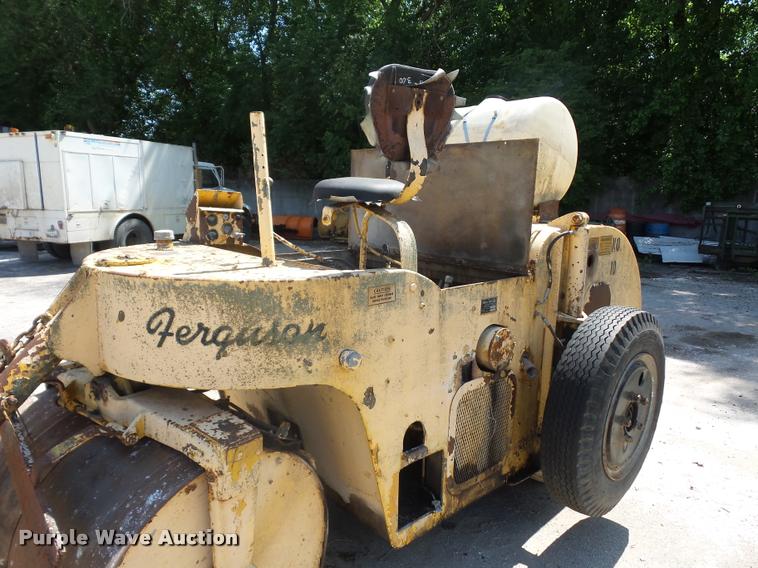 image for item DJ9504 Ferguson double drum roller