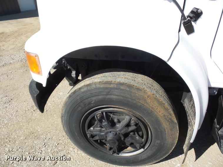 image for item DJ9511 1991 International 4900 hydro seeder truck