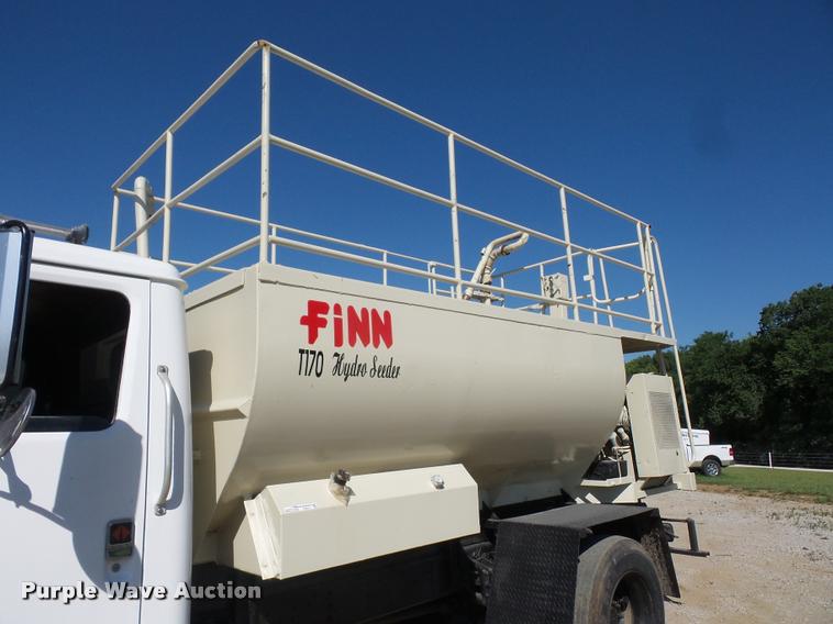 image for item DJ9511 1991 International 4900 hydro seeder truck