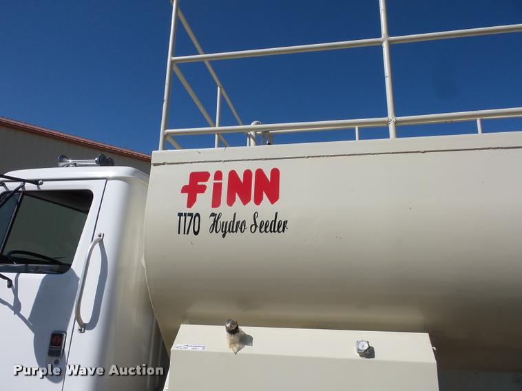 image for item DJ9511 1991 International 4900 hydro seeder truck