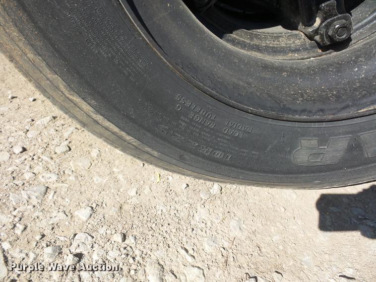 image for item DJ9511 1991 International 4900 hydro seeder truck