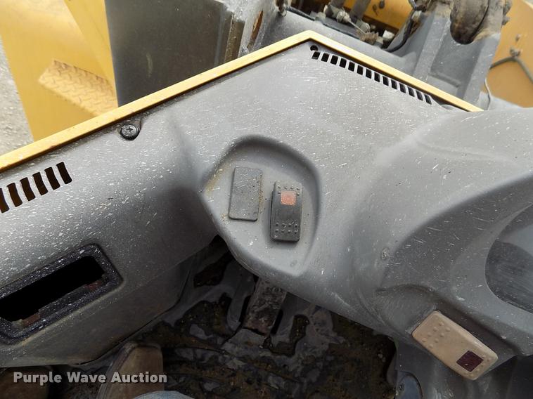 image for item DK9981 2007 Komatsu WA320-5L wheel loader