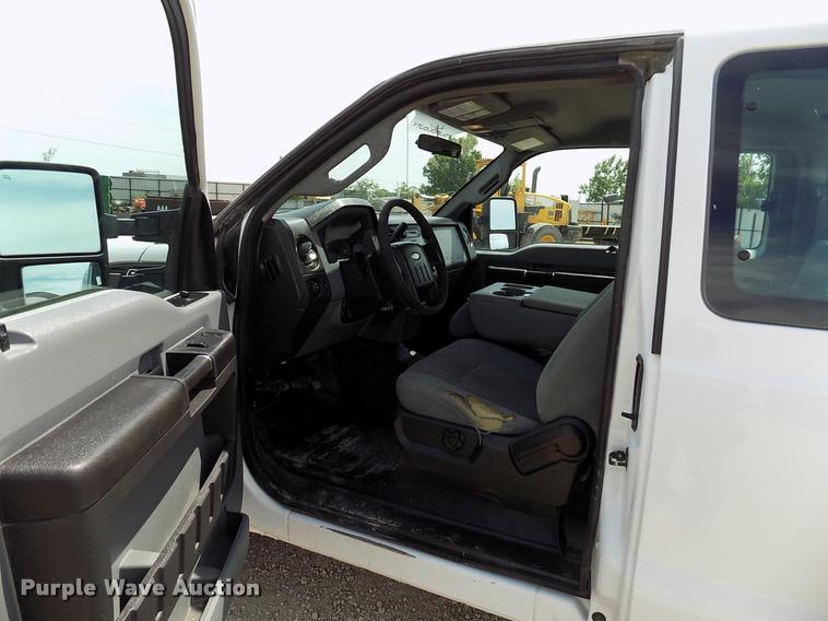 image for item DK9985 2012 Ford F250 Super Duty SuperCab pickup truck