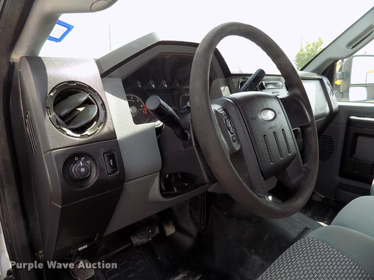 image for item DK9985 2012 Ford F250 Super Duty SuperCab pickup truck