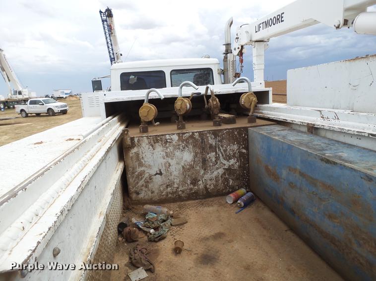 image for item DL9108 2003 Freightliner FL70 service truck with crane