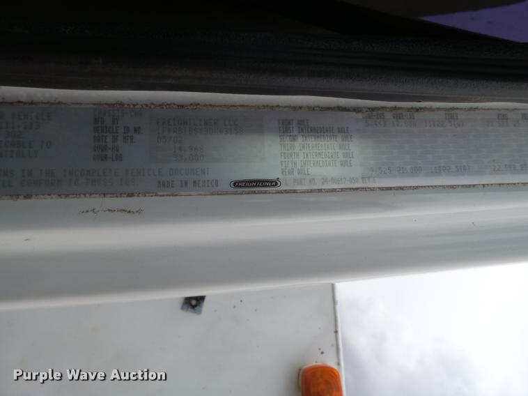 image for item DL9108 2003 Freightliner FL70 service truck with crane