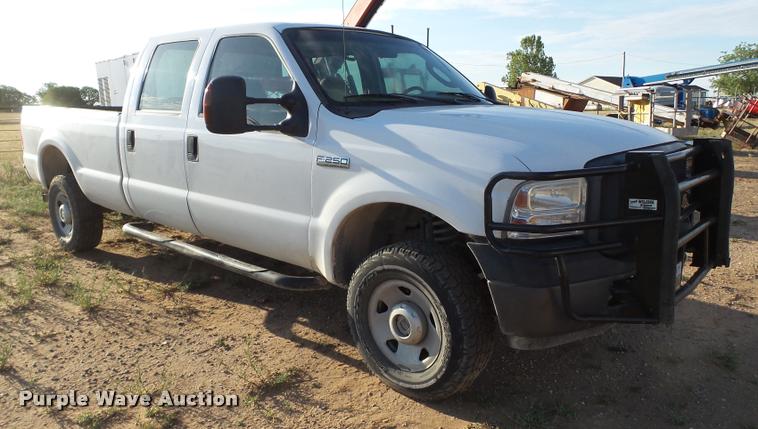 image for item DL9109 2007 Ford F250 Super Duty Crew Cab pickup truck