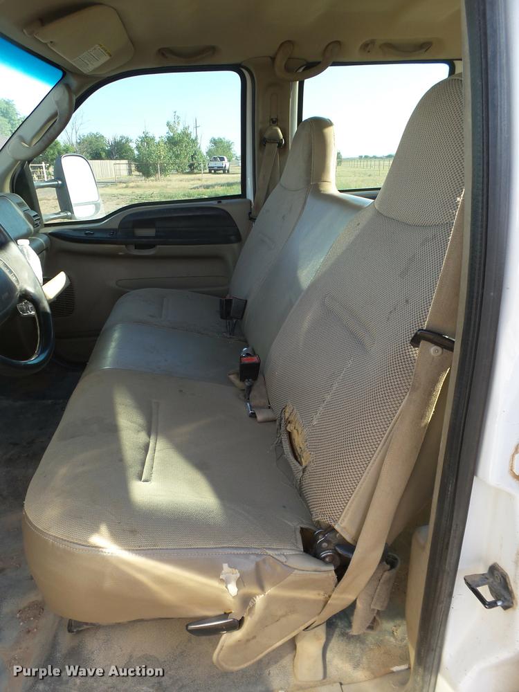 image for item DL9109 2007 Ford F250 Super Duty Crew Cab pickup truck