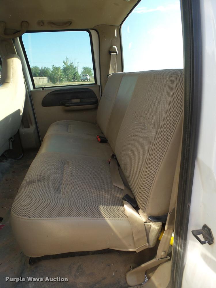 image for item DL9109 2007 Ford F250 Super Duty Crew Cab pickup truck