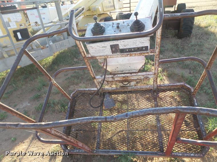 image for item DL9111 Snorkelift TB60 boom lift