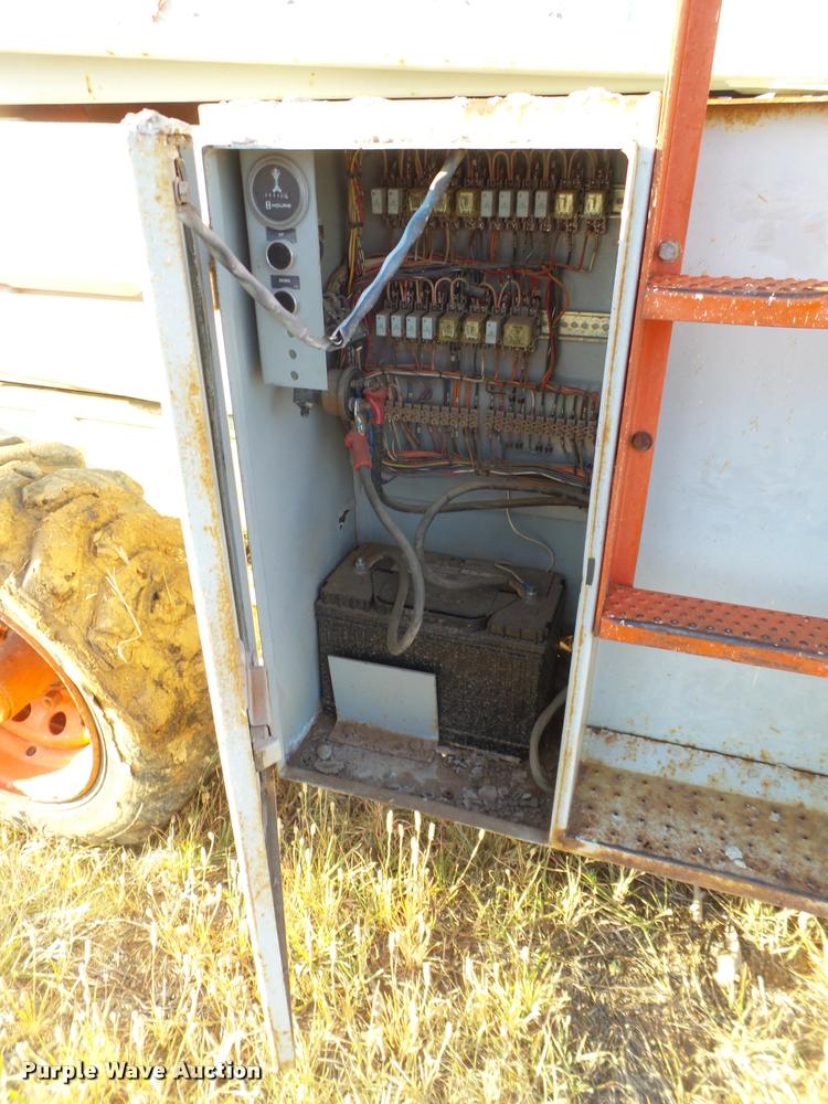 image for item DL9112 Sky Jack 8241F scissor lift