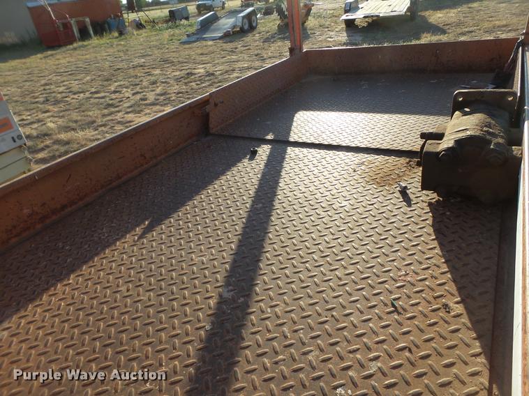 image for item DL9113 Sky Jack II 4526 scissor lift