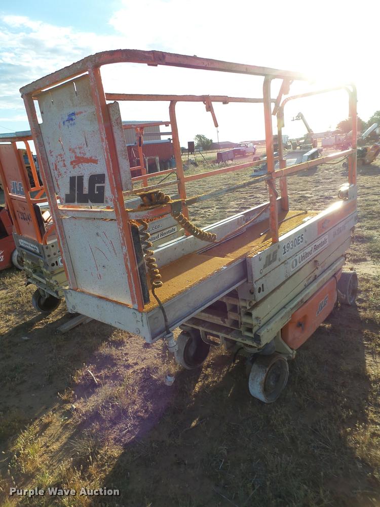 image for item DL9114 JLG 1930ES scissor lift